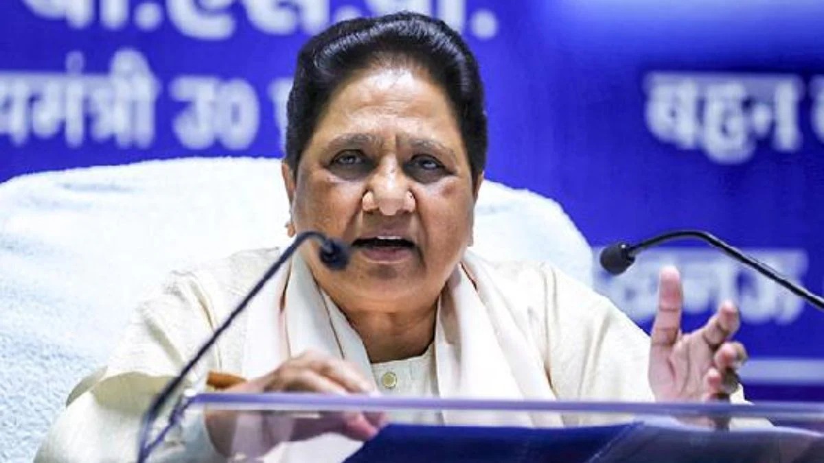 मायावती ने अपनी पार्टी को लेकर तैयार कर रही है नया संघठन,कह दी ये बड़ी बात !