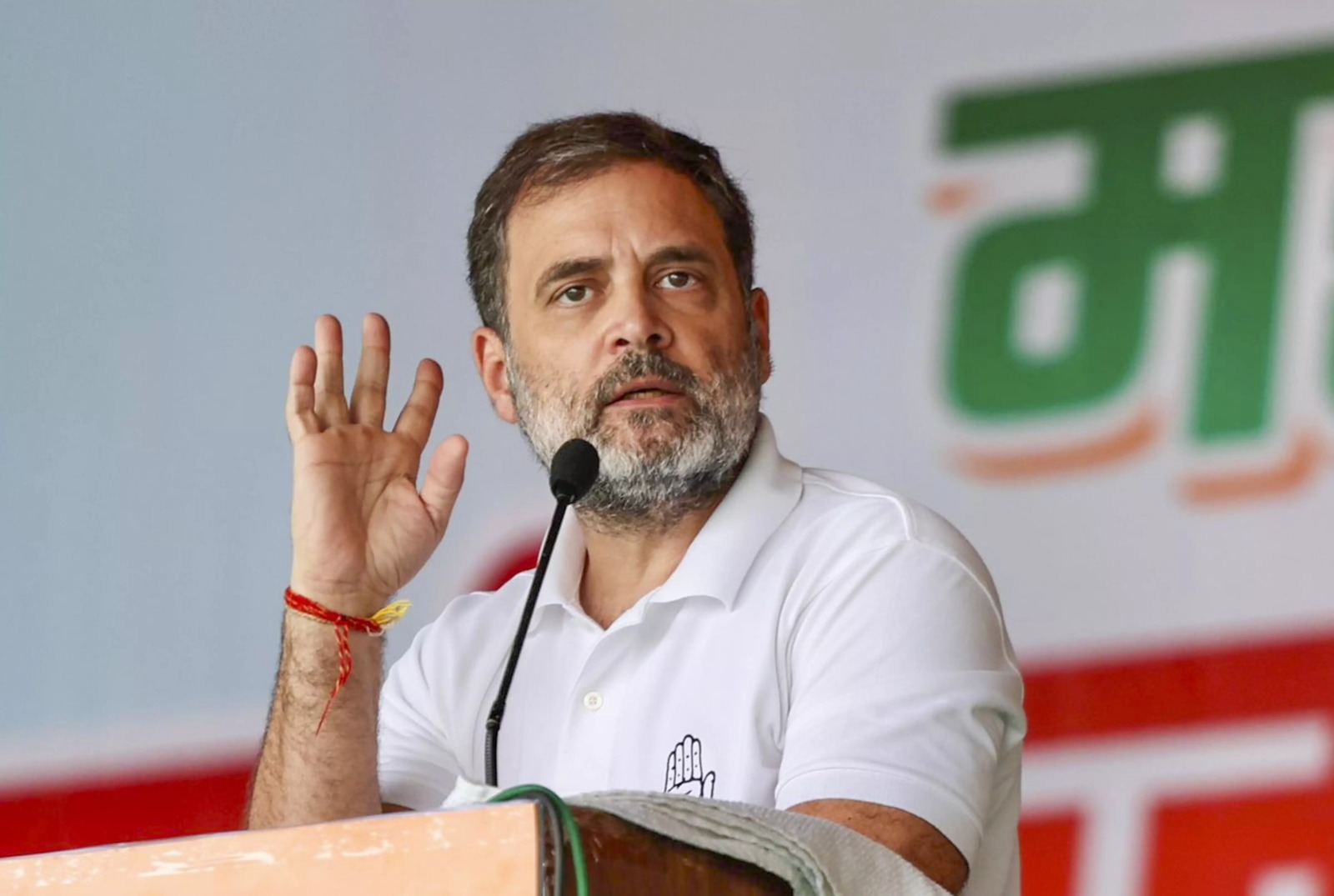 दिल्ली पहुंचते गरजे राहुल शिक्षा निति और आरक्षण को लेकर छात्रों से की बात !